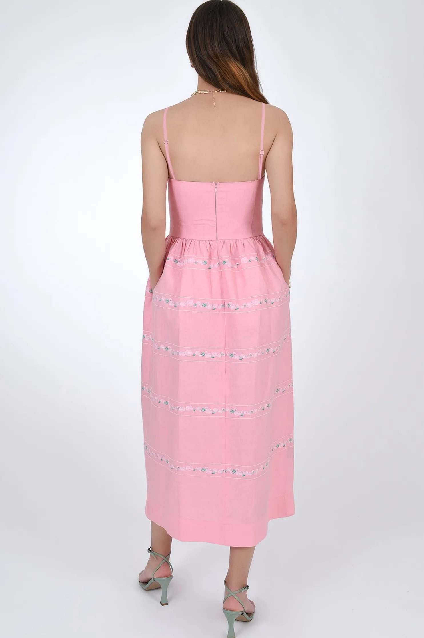 anim_dress_2.webp Fanm Mon ANIM DRESS