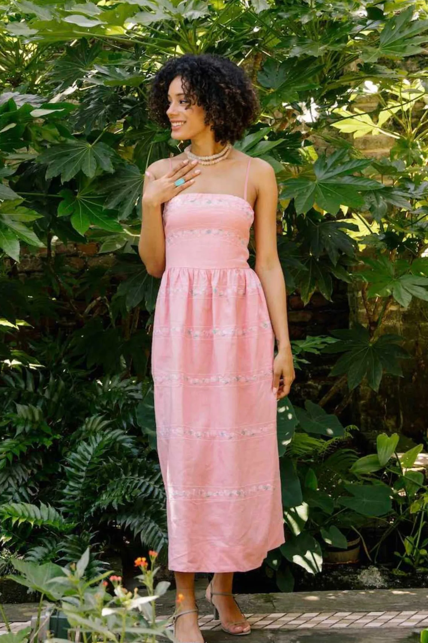 anim_dress_3.webp Fanm Mon ANIM DRESS