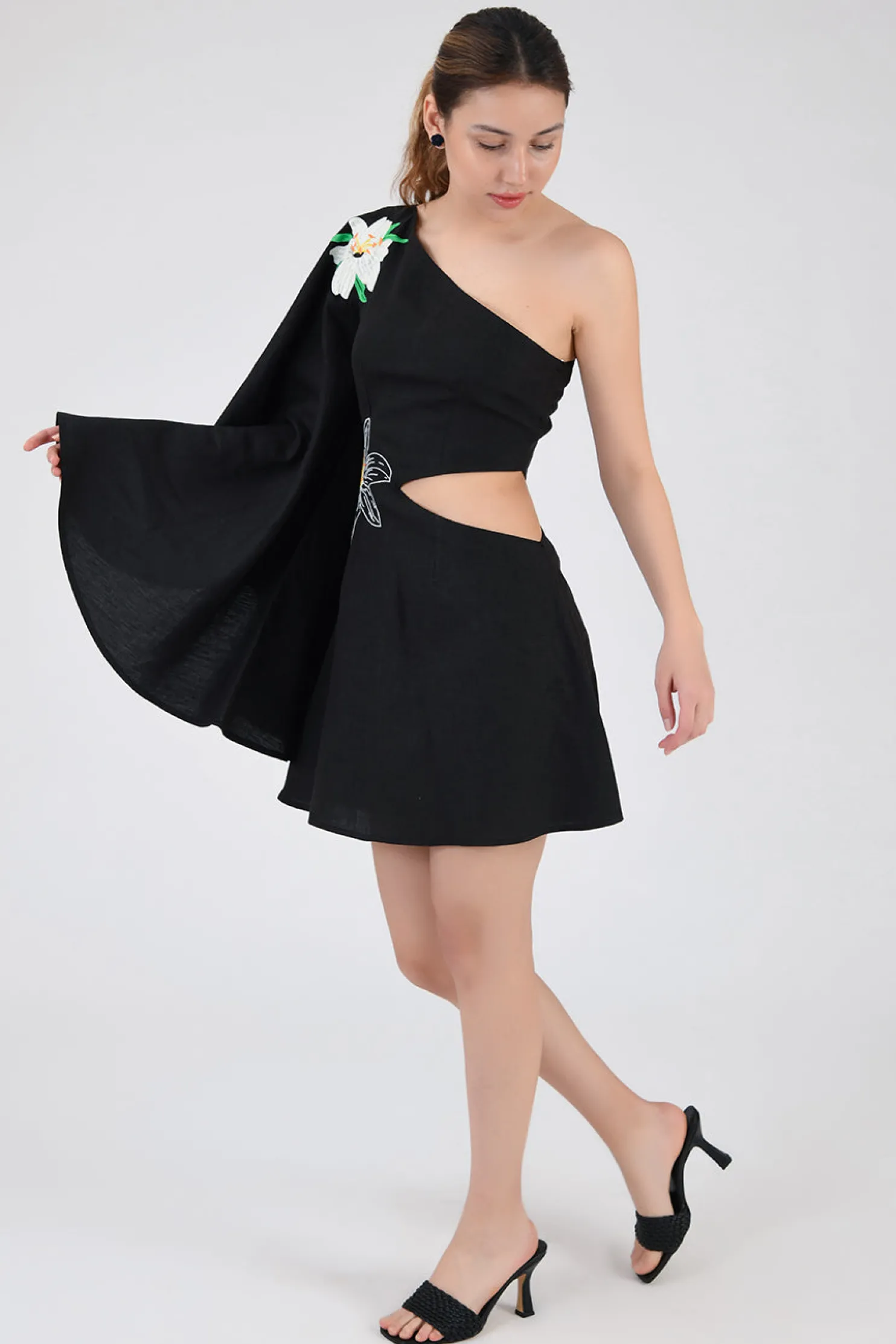kame_dress_wanga_collecti_0.webp Fanm Mon KAME DRESS (Wanga Collection)